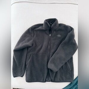 Black North Face Fleece Jacket size XL
(fits more like a large)